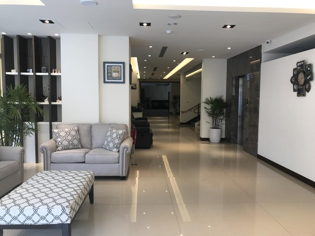 晨光飯店 Hotel Chiayi City Exterior foto